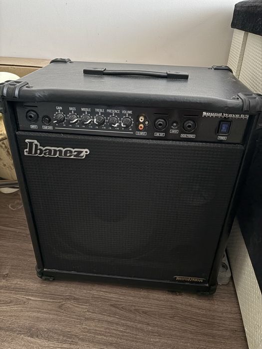 Комбік, гітарний комбопідсилювач Ibanez