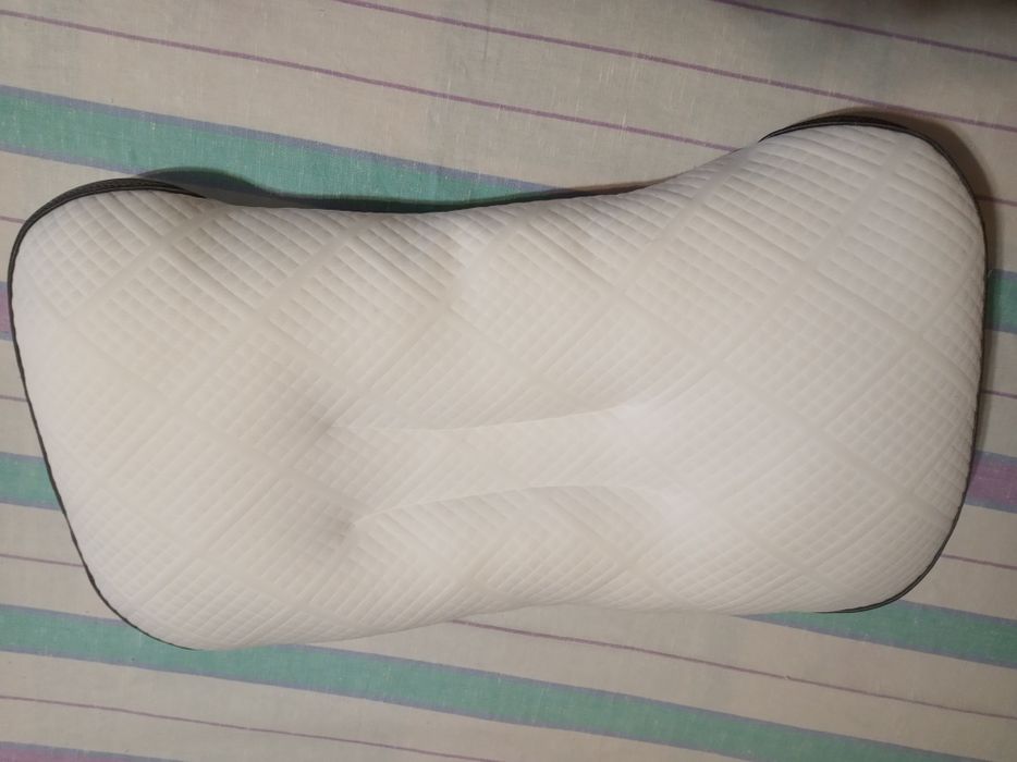 Подушка ортопедична з анатомічними вставками