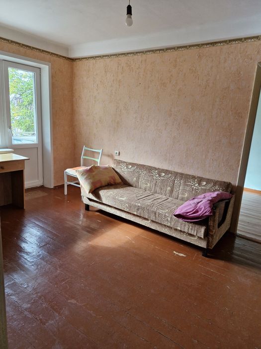 Продам 2 ком.кв.ТРЕГУБОВА 13.999уе 2 этаж