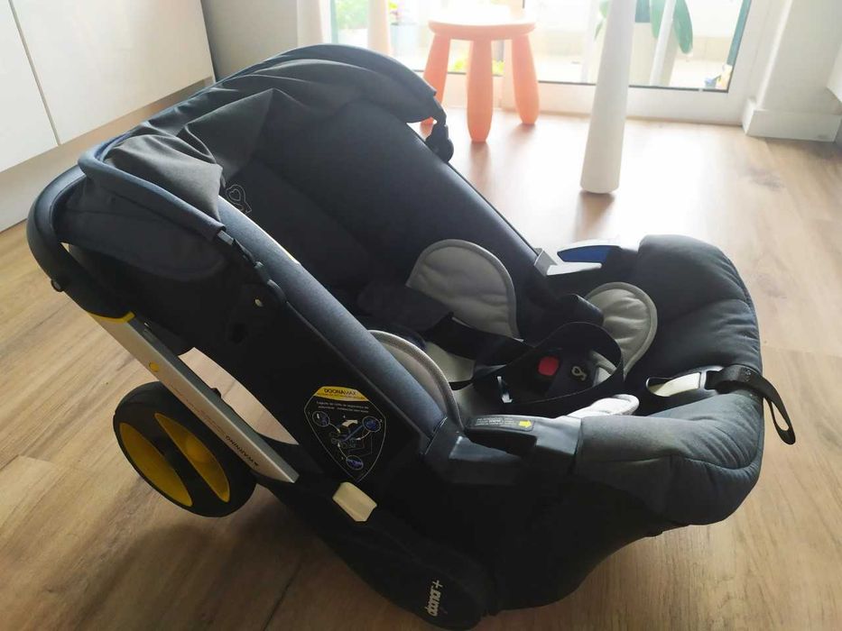 Doona Sistema 2 em 1 | Ovo + Carrinho de Bebé
