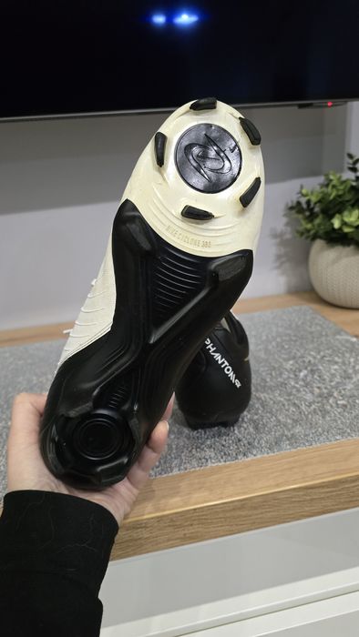 Buty Korki Nike Phantom GX 41 40.5  dł. 25.5