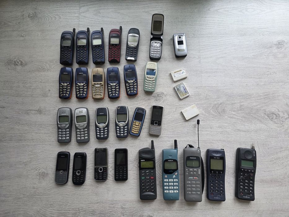 Stare telefony nokia 3510i Nokia 3310 Nokia 6150 Nokia 3210 nokia 6210