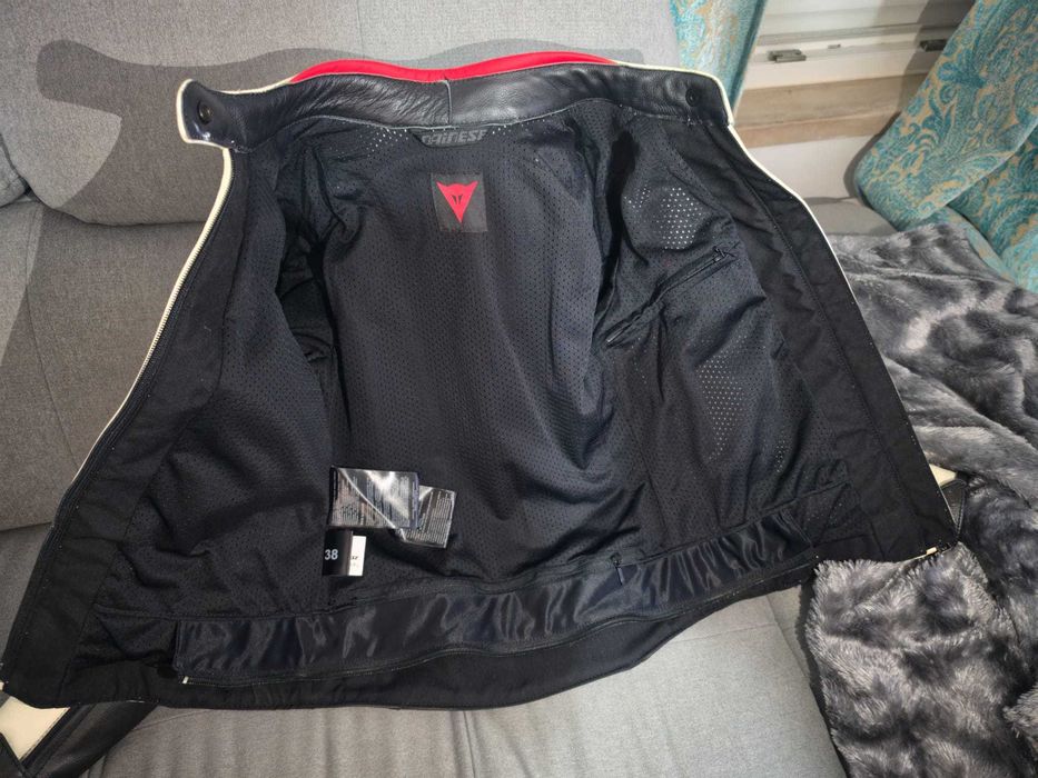 Blusão de Moto Dainese em Pele – Como Novo