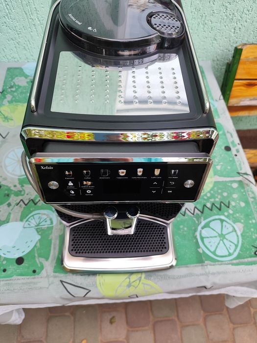 Кофемашина, кофеварка Saeco Xelsis