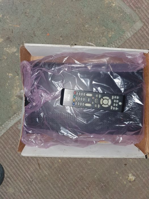 Satellite Box to clear out64584327176065123