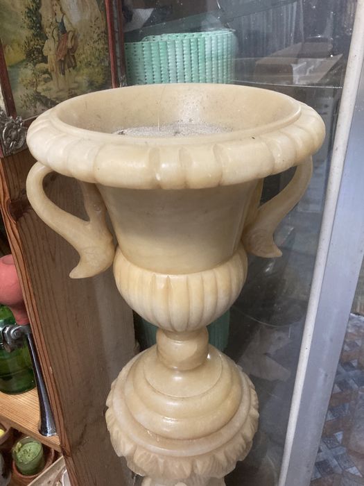 Vaso decoratico em marmore branco
