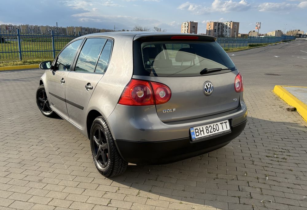Продам VW Golf 5