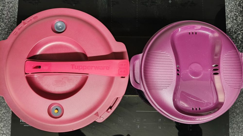 Panela de pressão e panela de arroz da tupperware usados uma vez