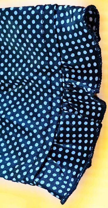 Blusa de Senhora Preta com Pintas Brancas