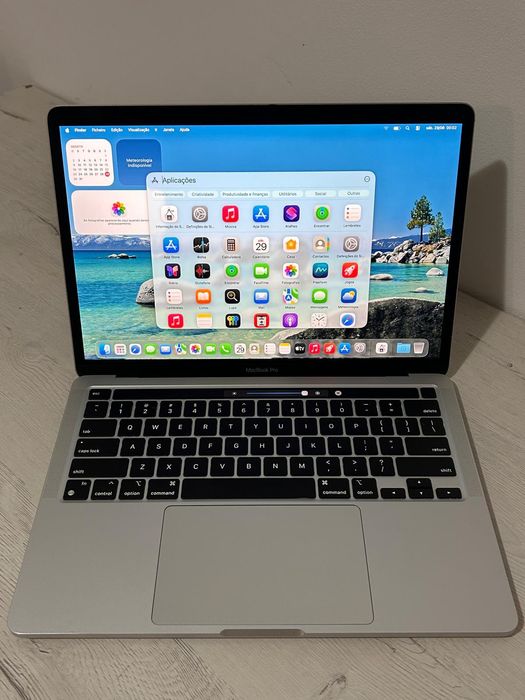 MacBook Pro M1  .