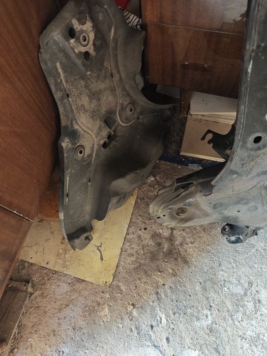 Sprzedam Wahacz do 447 tył lewy