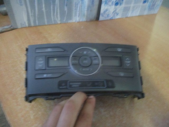 Comando chauffage / sofagem TOYOTA Auris Hatchback (_E15_)