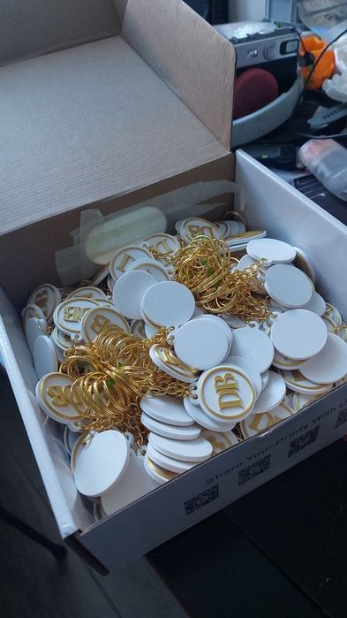 Porta-chaves personalizados & toppers para bolos