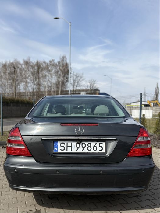 Mercedes W 211 Klasa E