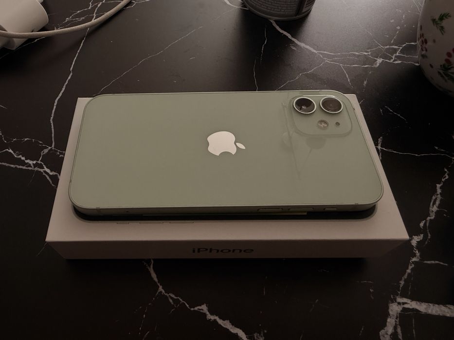Iphone 12 zielony