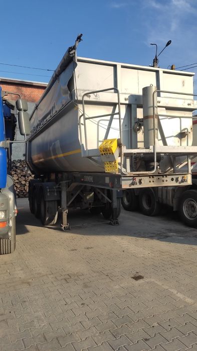 Продам Напівпричіп самоскид CARNEHL