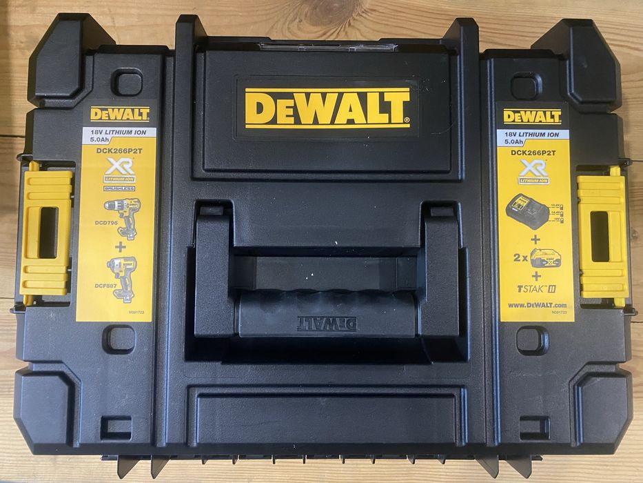 Ящикі Dewalt original нові оригінальні девальт ящик