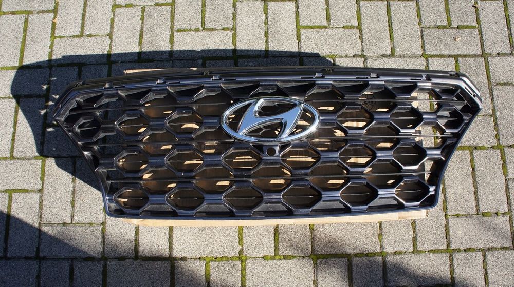 ATRAPA PRZEDNIA GRILL HYUNDAI SANTA FE IV