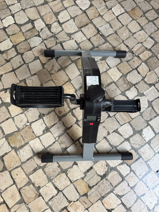 Bicicleta de Exercício Profissional Nova