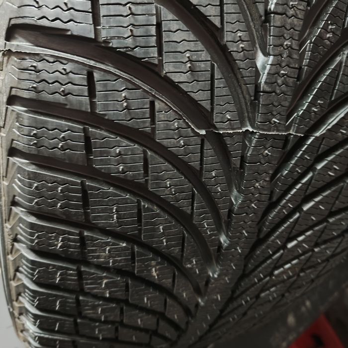275/45/20 XL Michelin Latitude Zima