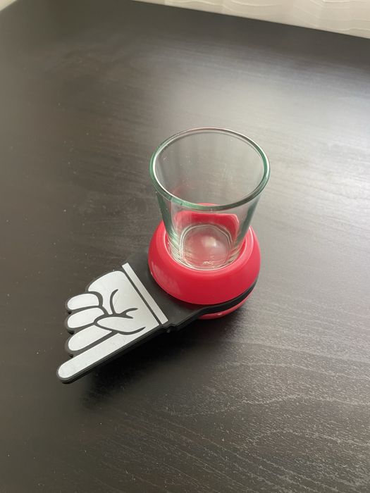 Copo shot com spinner como novo