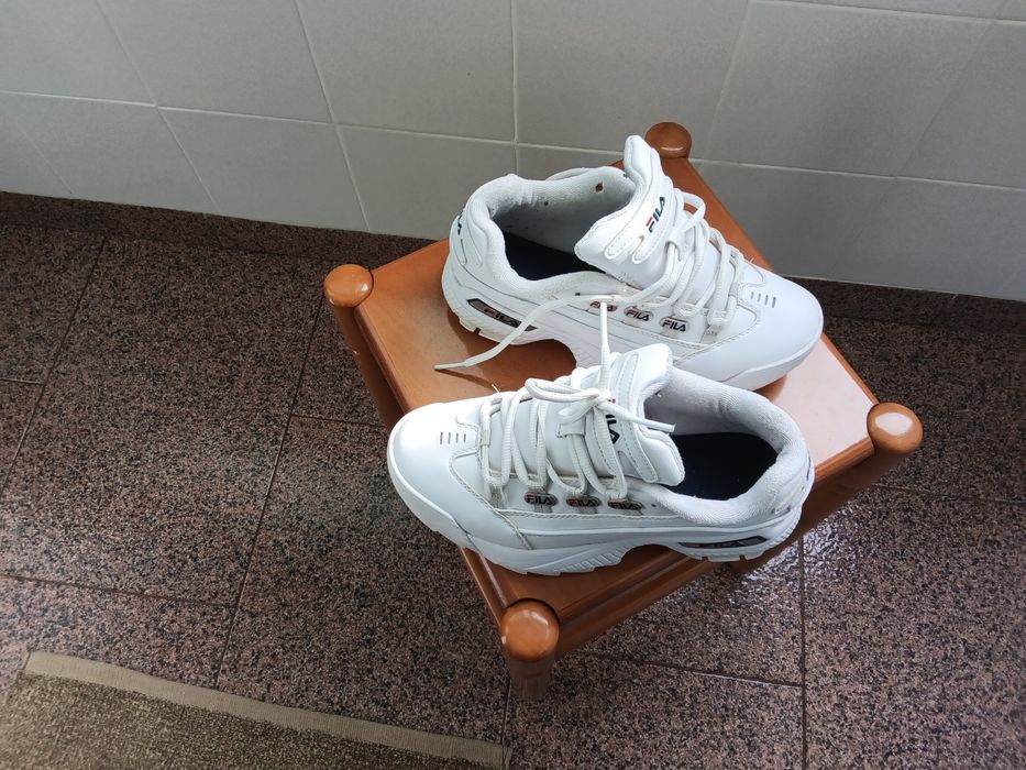 Sapatilhas da marca FILA