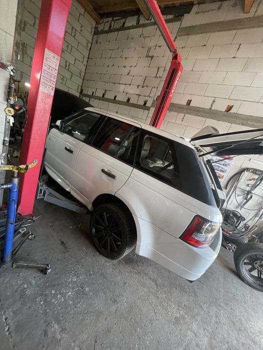 Продам радиатор по запчастям разборка Range rover Sport l320