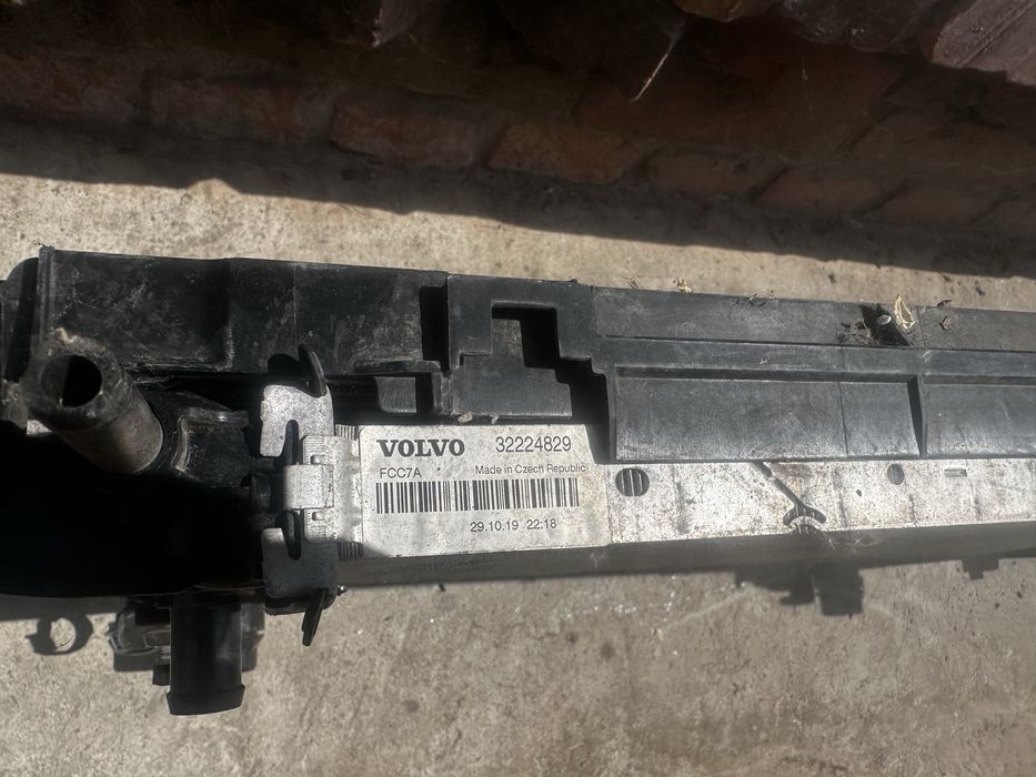 Радиаторы Volvo v60