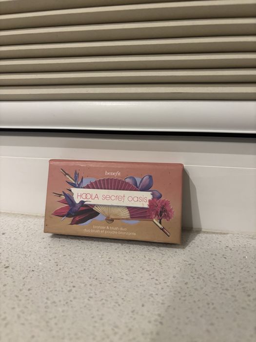 Paletka do konturowania Benefit