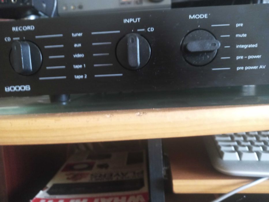 Amplificador Audiolab 8000S