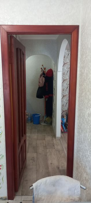 Продам 3к.кв.60м² 2/5 АО эл.мебель.2парковочных места.