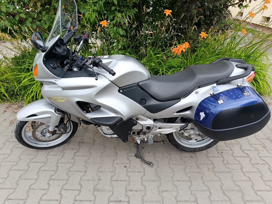 Honda Deauville 650 CBS Wilbers
