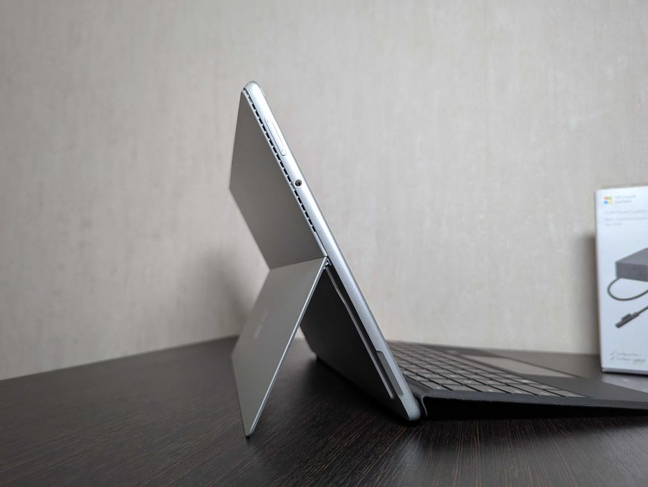 Планшет Microsoft Surface Pro 8 16/512gb Intel i5-1135g7