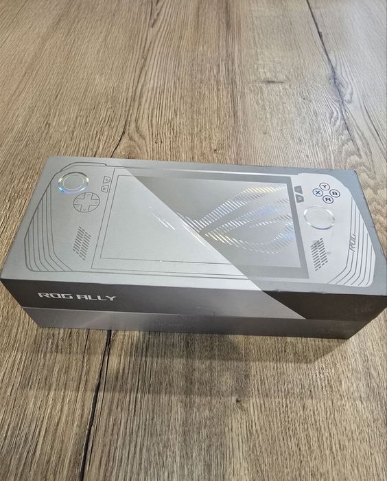 Asus ROG ally Z1 extreme 512gb
