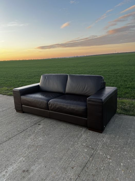 Продається шкіряний диван