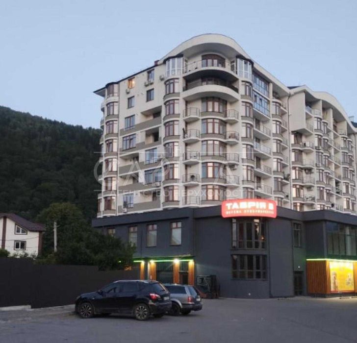 Продаж квартири ЖК Скеля з террасою 300+м2 , м. Яремче, вул. Свободи