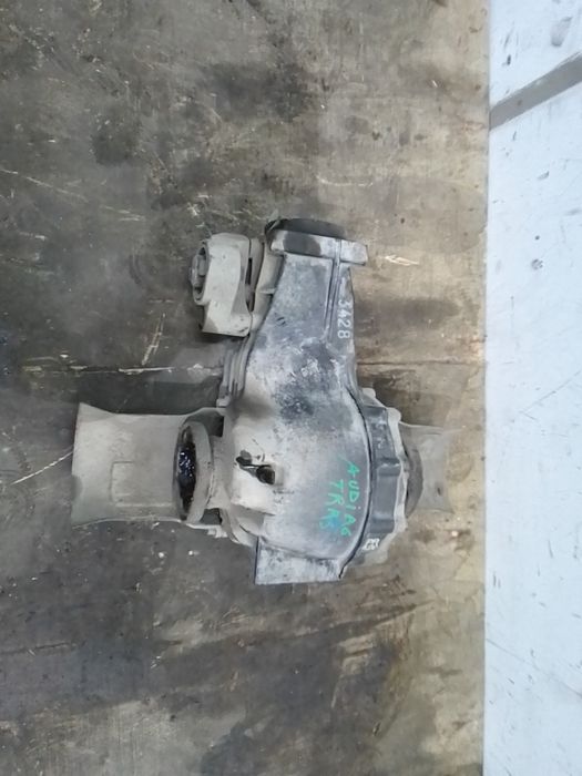 Diferencial trás AUDI A6 (4B2, C5)
