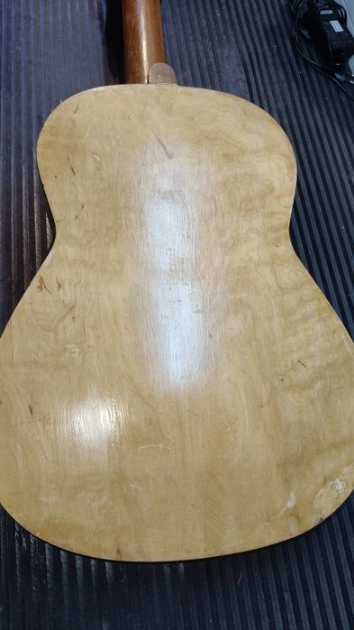 Guitarra artesanal nylon