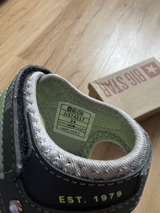 Sandały chłopięce rozmiar 24