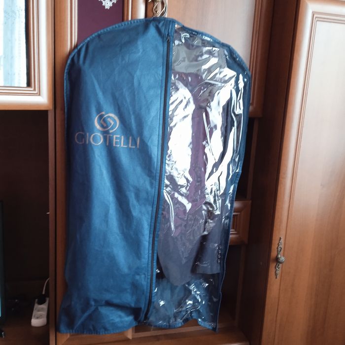 Чоловічий костюм