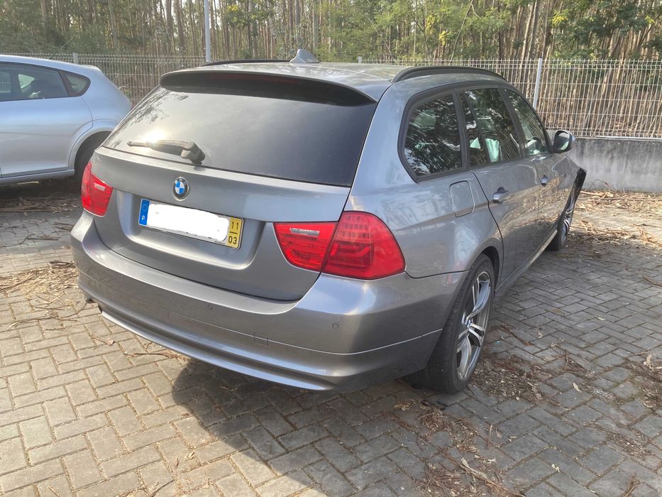 BMW 318d Gasoleo 2011