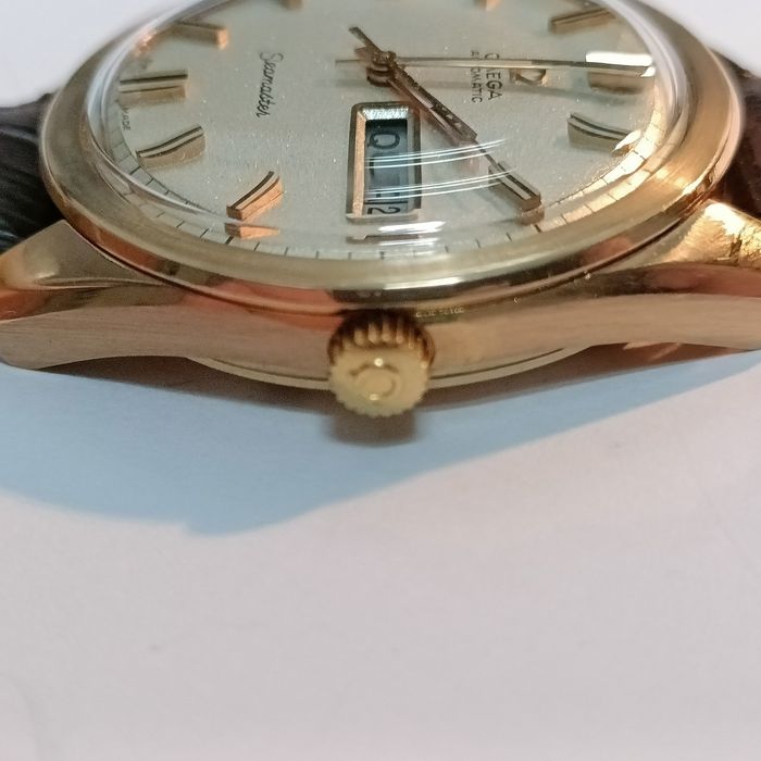 Złota Omega Seamaster
