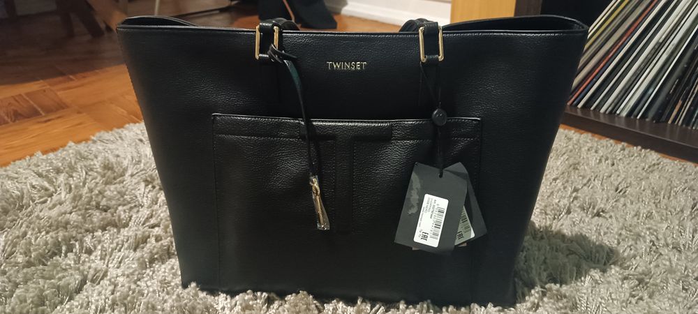 Mala Nova em pele!! Com etiqueta da marca Twinset