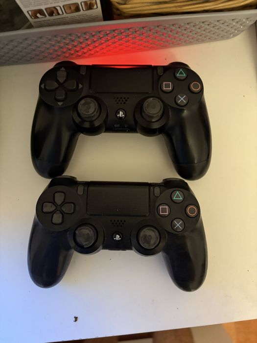 vendo ps4 pro 1t