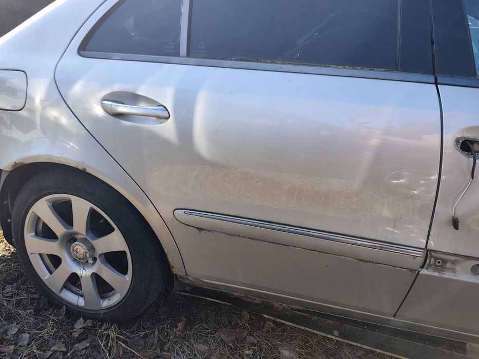 Mercedes w211 sedan kombi Drzwi maska błotnik progi brilliant silver metallic 744U