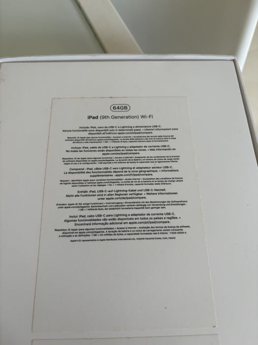 Ipad 9a geração 64gb + keyboard e case  como novo