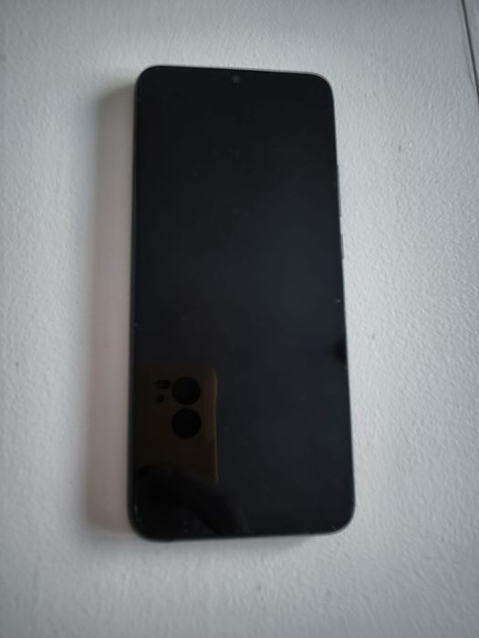 Smartfon POCO C40 uszkodzony