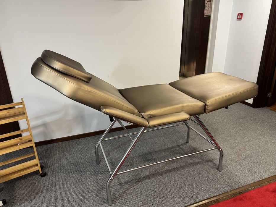 Marquesa dourada tripartida