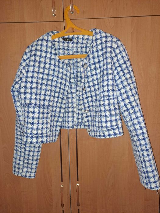 Піджачок нарядний,короткий надітий 2 рази