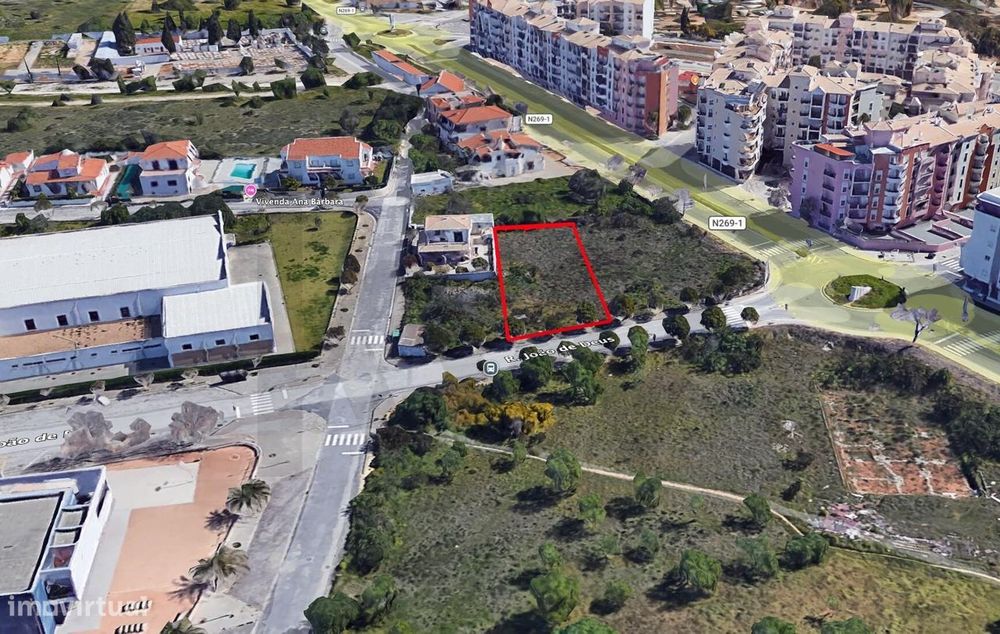 Terreno para construção urbanizável em Armação de Pera